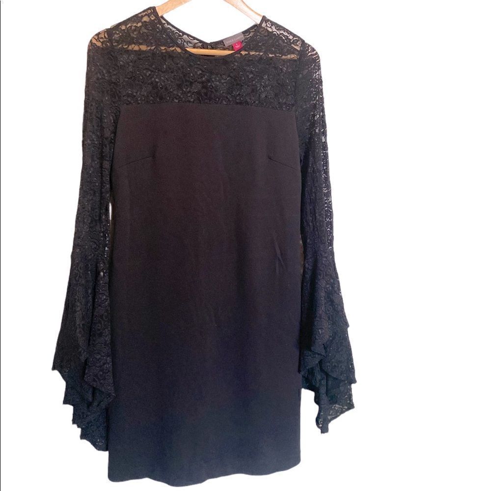 Vince Camuto Lace Long Sleeved Dress Black Size 6